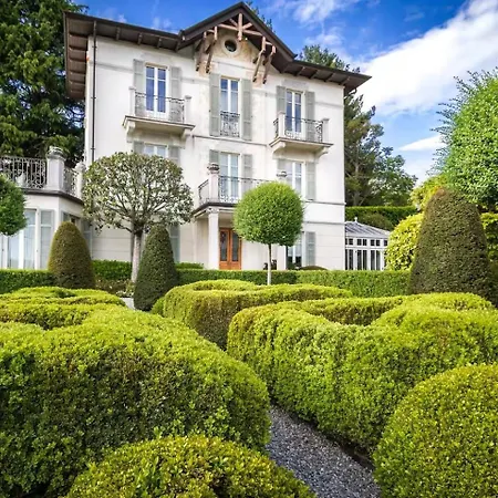 Estate With Pool, Gardens & Views Cernobbio