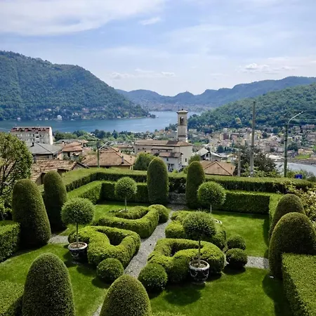 Estate With Pool, Gardens & Views Cernobbio