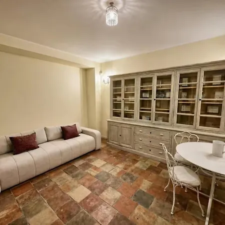 Estate With Pool, Gardens & Views * Cernobbio
