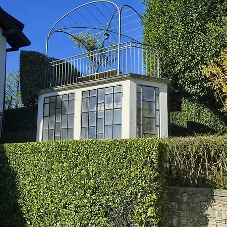 Estate With Pool, Gardens & Views Villa *