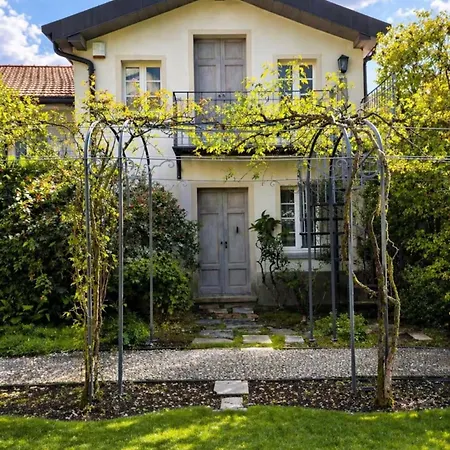 Estate With Pool, Gardens & Views Villa Cernobbio